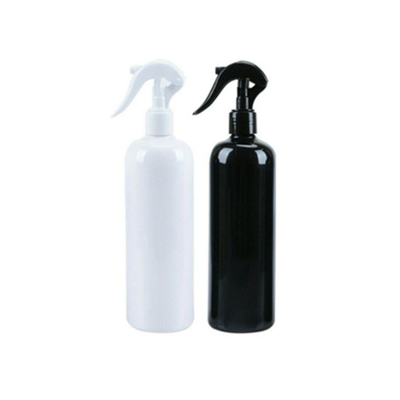 El ANIMAL DOMÉSTICO que 100ml accionan el espray cosmético embotella el negro blanco